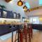 Mumbles Cottage & Stunning Ocean Views - Sleeps 4