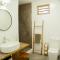 Boho Boutique Hotel - Beachfront , Adults Only , Private Pool - 吉汶瓦