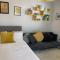 The Beehive - Self Contained Studio by The Sea
