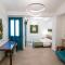 Petit Hotel