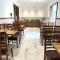 Glitz Hotels La Dahlia - Premium