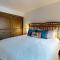 Bridgepoint Condo 24