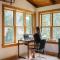 Iron Gate Chalet - 5 Minutes to Smugglers Notch! - Cambridge
