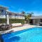 Aloha Cottage with Pool & Spa, Waiheke - 欧尼罗亚