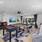 NEW Lux 5BR Villa Near Disney, Knotts, LA, OC with Hot Tub & Games - Fullerton
