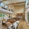 The Bridge of Wonders, Lux 5BR Creek Front with Gameroom - Stephens Gap