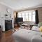 Manchester Business and Leisure Home with Free Parking