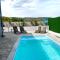 Private pool suites By Day Off - 斯科普里