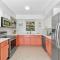 Charming Coral Ridge 2BR 2BA Near Beach plus Pool - Форт-Лодердейл
