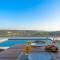 Aggel's Infinity View Villa - private pool - Káto Piskapí