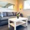 2 Stylish Apartments with 8 Beds and Parking plus WIFI - بيتسبرغ
