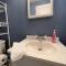 Sleeps 6 Cozy 2BR with 4 Beds at New Castle WIFI - نيو كاسل