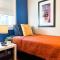 Sleeps 21 8 BR with 16 Beds and Large Driveway plus WIFI - انديانابوليس