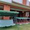 Hostal Mochiliers Bed and Breakfast