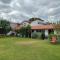 Hostal Mochiliers Bed and Breakfast