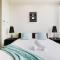 Luxurious Enormous 5brm Penthouse