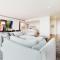 Luxurious Enormous 5brm Penthouse