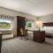 Hampton Inn & Suites Pittsburgh Waterfront West Homestead