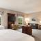 Hampton Inn & Suites Pittsburgh Waterfront West Homestead