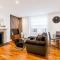 Beautifully Refurbished Studio, Central Location