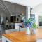 Villa Mistral - Luxurious 5 Bedrooms, Clean, New And Child-friendly That Is 5min Drive From The Beac - Jan Thiel