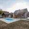 Holiday house Eva with pool - 武科瓦尔