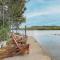 Breakwater Lodge