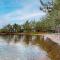 Breakwater Lodge