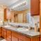 Great Blue Lodge - Spacious Ski Lodge, Hot Tub, Sauna, Game Room & More