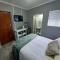 Stay a While Self catering - Newton Park