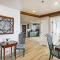 Beachfront Dennis Condo with Patio, Dogs Welcome - دينيس