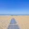 Carpinteria Apt with Patio- 10 Min Walk to the Beach! - Carpinteria