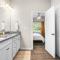 Charming 5bd - BBQ - Deck- 4mins Duke University - دورهام