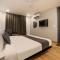 Super Townhouse 158 Near Netaji Subhash Marg Near Appu Ghar