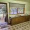Large Retro Beach House with Style Class and Fun