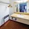 Quality Inn & Suites Lake Havasu City