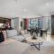 Exquisite Sky Home in Southbank