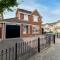 4 Bed House in Greater London Parking Pass the Keys - 伦敦