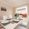 4 Bed House in Greater London Parking Pass the Keys - 伦敦