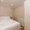 4 Bed House in Greater London Parking Pass the Keys - 伦敦