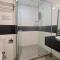 Rooms at Mansion One, Shared Apartment Only - George Town