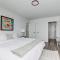 Arlington Escape: 2BR Oasis Near D C & Airport - Arlington