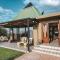 Otjiwa Mountain Lodge
