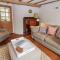 Cross View Cottage