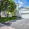 4 Bedrooms or 2 bedrooms house near Fairview Mall and 401 & DVP