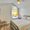 7 Mi to Beach Pet-Friendly Home in Port Orange!