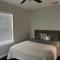 Modern 3B2B home near Lackland and downtown - 圣安东尼奥
