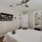 Elegant 5BR 2,5BA Holiday Home with Pool, Jacuzzi, BBQ, and Cinema Room