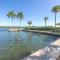 New Listing! Bayside Unit, Balcony, Private Beach! - 西耶斯塔岛