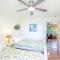 Newly remodeled 8-steps to sand path of Beach! Unit D - 西耶斯塔岛